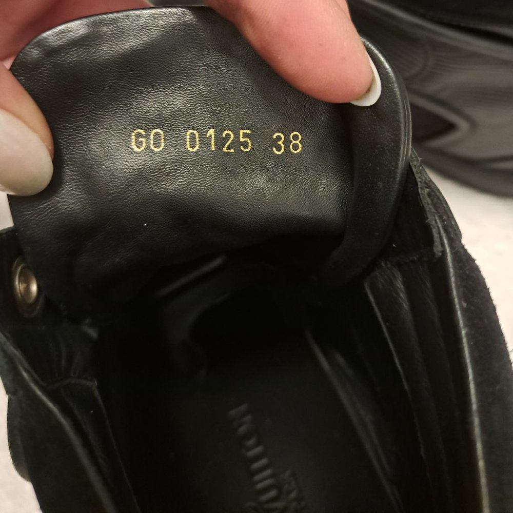 Black Leather Louis Vuitton  Sneakers - Picture 4 of 5